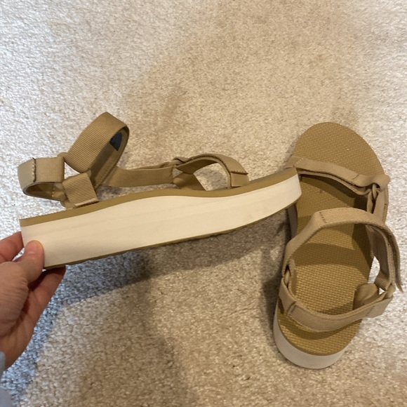 Teva platform sandals. Size 9. Worn once. - Picture 2 of 5